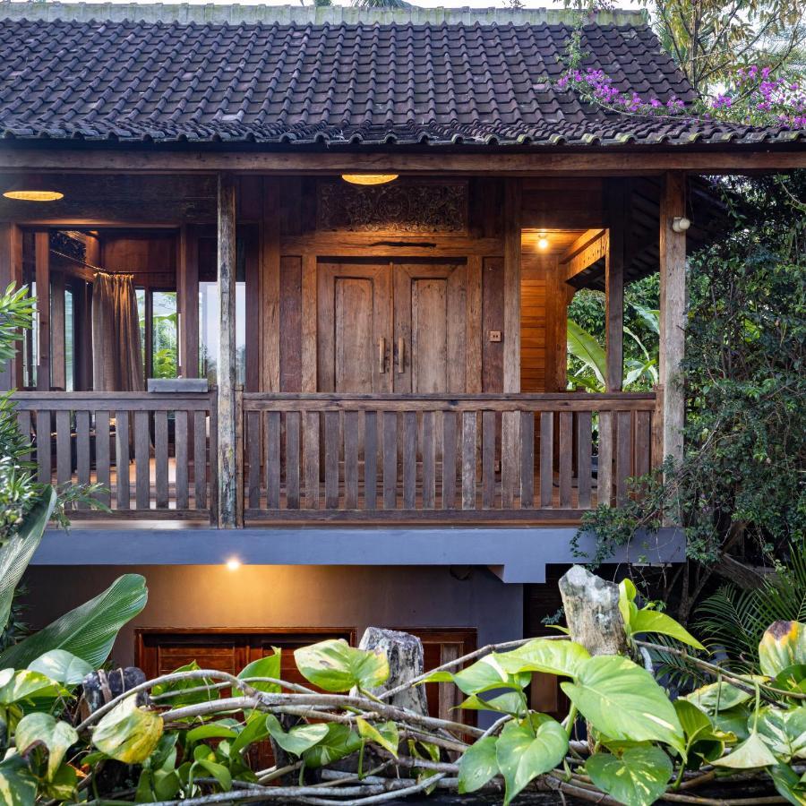 Niente Bali Villa Penebel Exterior photo